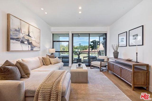 10777 Wilshire Boulevard 409, Los Angeles, CA 90024