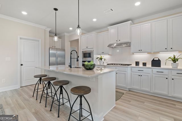 180 Logan Pass Drive 186A, Loganville, GA 30052