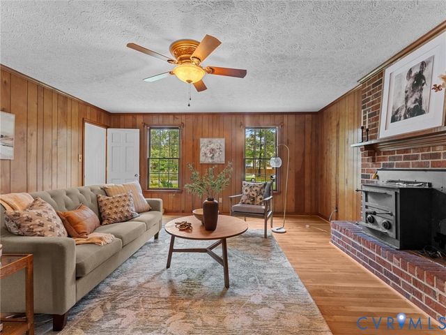 3610 Castlebury Dr, Chester, VA 23831