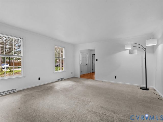 3610 Castlebury Dr, Chester, VA 23831