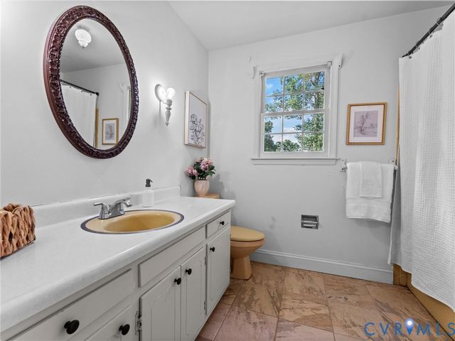 3610 Castlebury Dr, Chester, VA 23831
