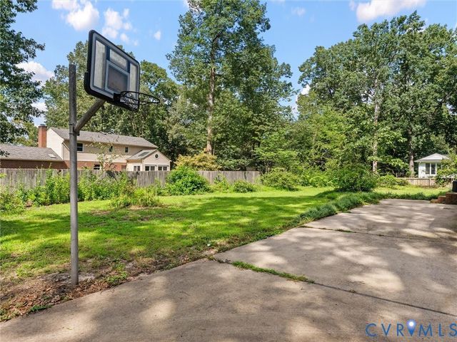 3610 Castlebury Dr, Chester, VA 23831