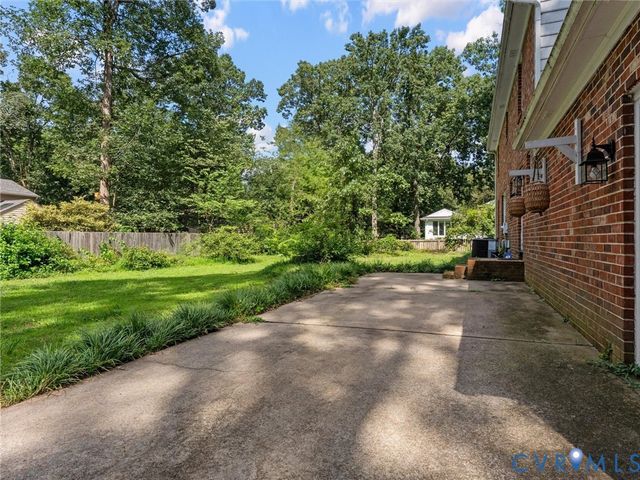 3610 Castlebury Dr, Chester, VA 23831