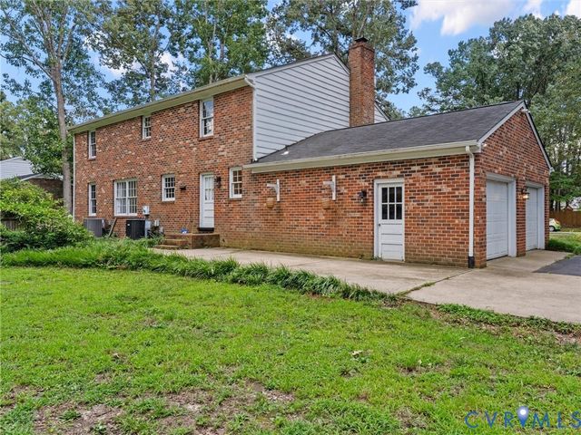 3610 Castlebury Dr, Chester, VA 23831