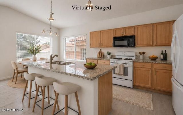 7790 E Castle Valley Way, Tucson, AZ 85750