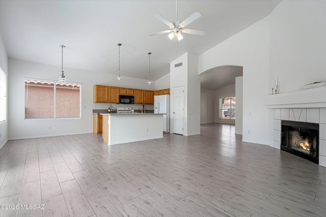 7790 E Castle Valley Way, Tucson, AZ 85750