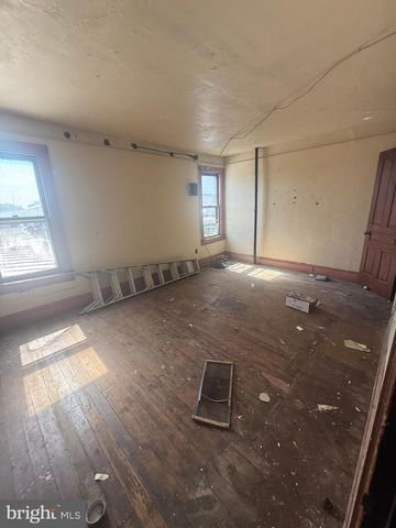 204 S DUKE ST, York, PA 17401