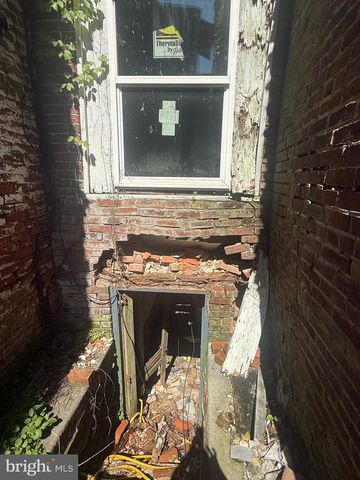 204 S DUKE ST, York, PA 17401