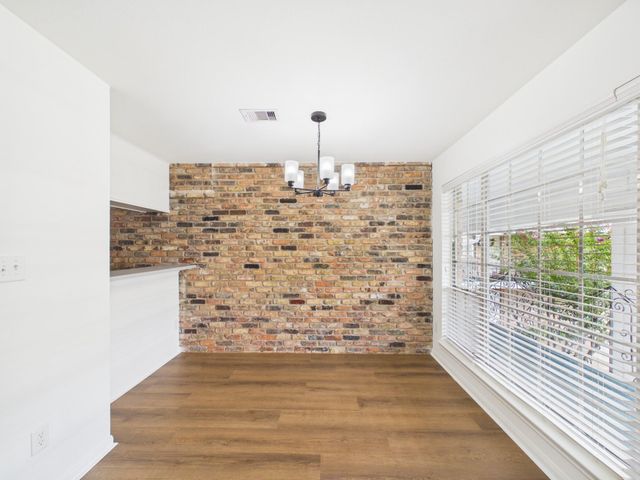 5343 Richmond Avenue 21, Houston, TX 77056