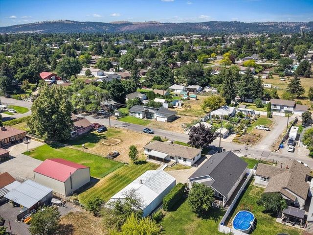 9522 E Valleyway Ave, Spokane, WA 99206
