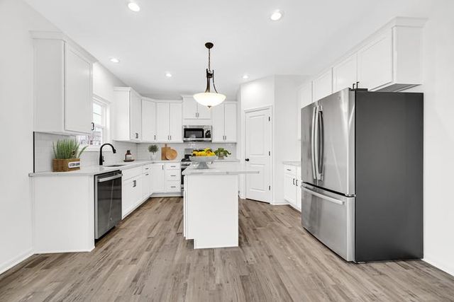 1685 N 100 W, La Porte, IN 46350