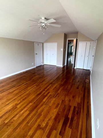 2S525 Lloyd Avenue, Lombard, IL 60148
