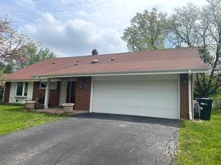 2S525 Lloyd Avenue, Lombard, IL 60148