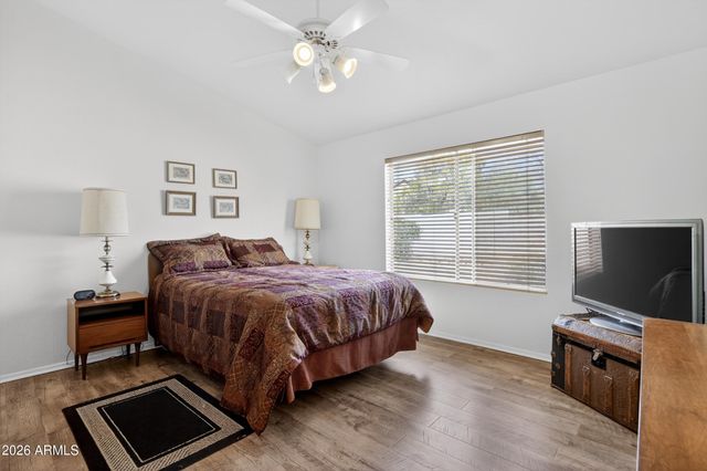 6942 W VIA DEL SOL Drive, Glendale, AZ 85310