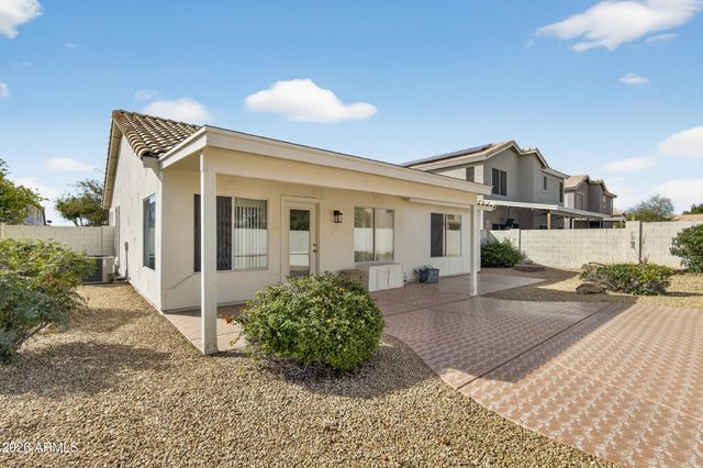 6942 W VIA DEL SOL Drive, Glendale, AZ 85310