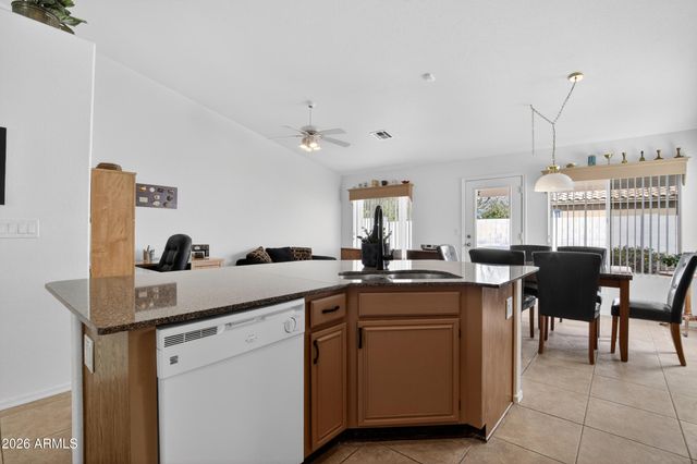 6942 W VIA DEL SOL Drive, Glendale, AZ 85310