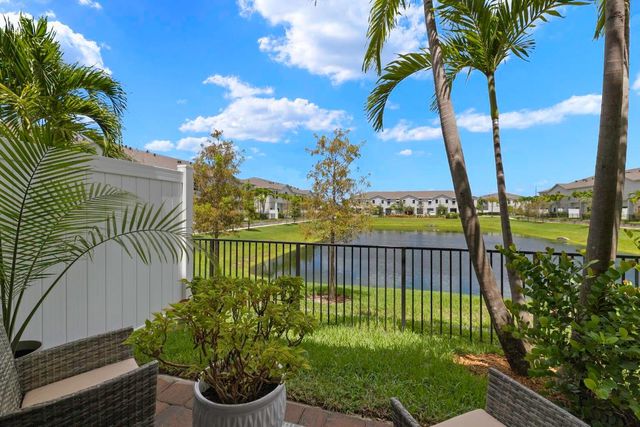 353 NW 8th Court, Pompano Beach, FL 33060