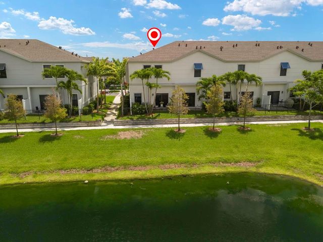 353 NW 8th Court, Pompano Beach, FL 33060