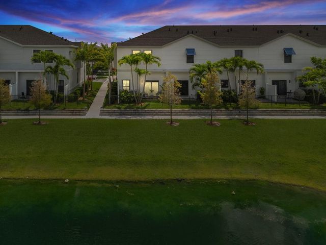 353 NW 8th Court, Pompano Beach, FL 33060