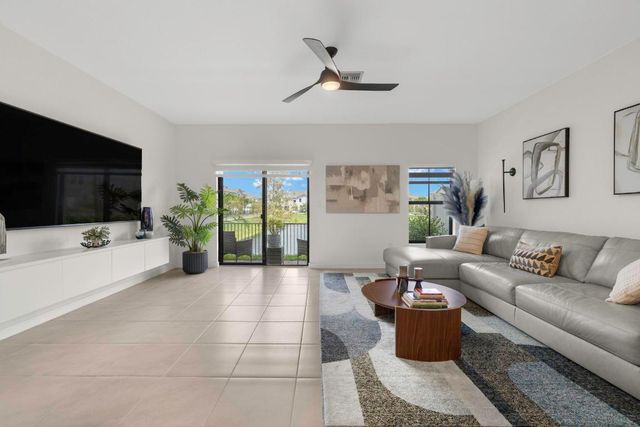 353 NW 8th Court, Pompano Beach, FL 33060