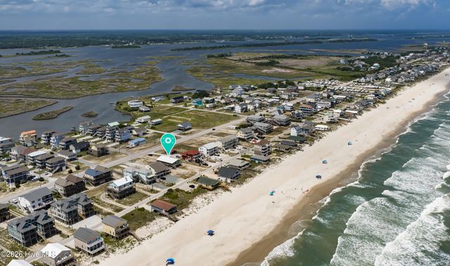 225 Sea Shore Drive, N Topsail Beach, NC 28460