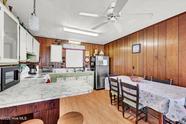 225 Sea Shore Drive, N Topsail Beach, NC 28460