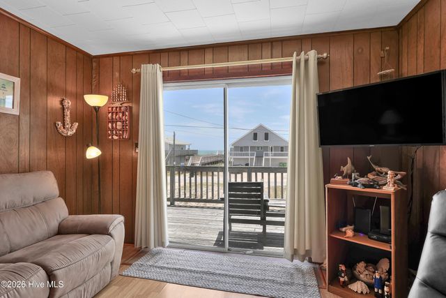 225 Sea Shore Drive, N Topsail Beach, NC 28460