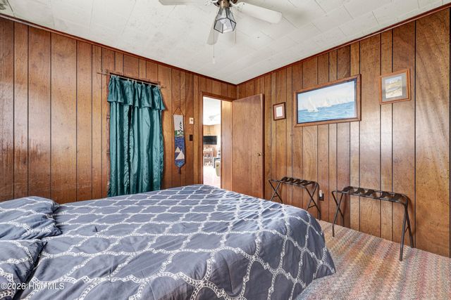 225 Sea Shore Drive, N Topsail Beach, NC 28460