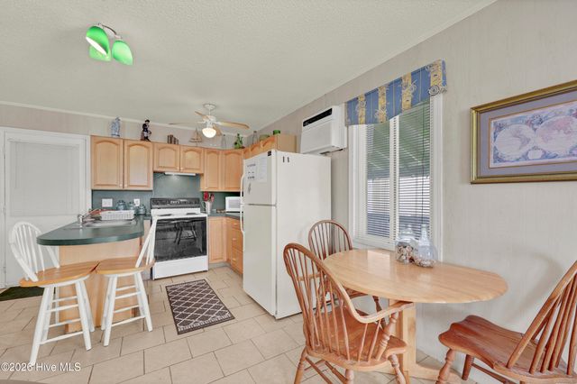 225 Sea Shore Drive, N Topsail Beach, NC 28460