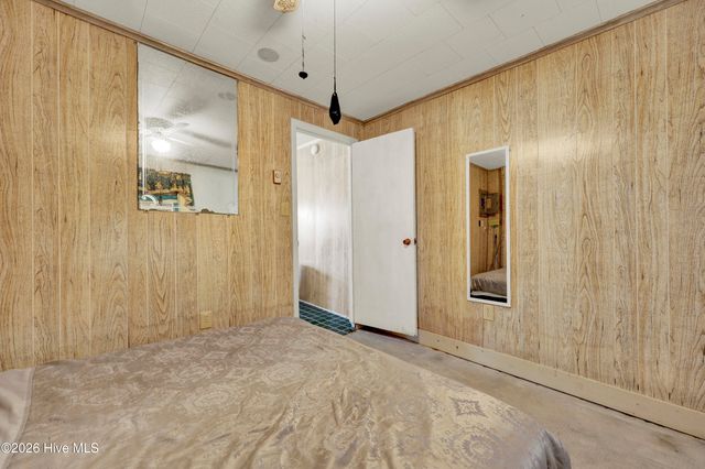 225 Sea Shore Drive, N Topsail Beach, NC 28460