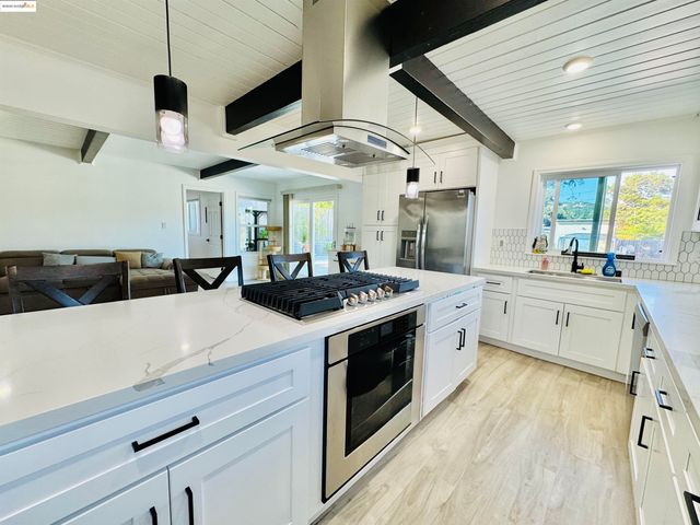 534 Rincon Rd, El Sobrante, CA 94803