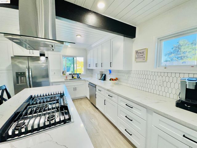 534 Rincon Rd, El Sobrante, CA 94803