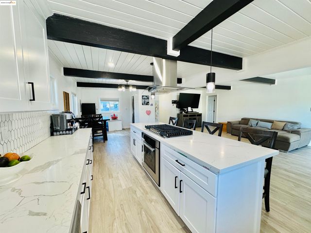 534 Rincon Rd, El Sobrante, CA 94803