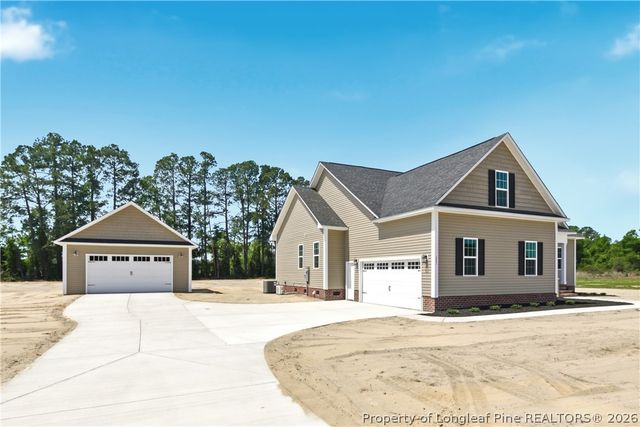 3031 Dinwiddle Drive, Wade, NC 28395