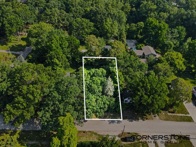 410 Peach Street, Fruitport, MI 49415