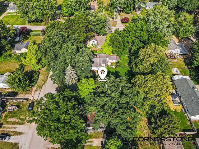 410 Peach Street, Fruitport, MI 49415