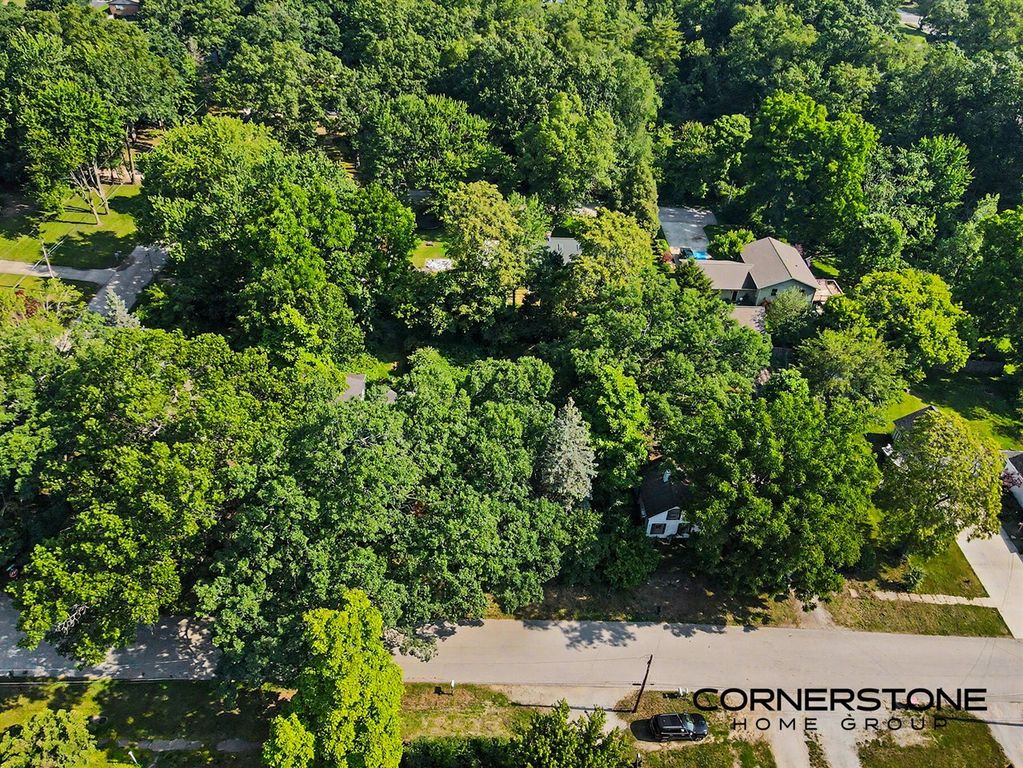 410 Peach Street, Fruitport, MI 49415