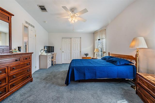 37601 NEUKOM AVENUE, Zephyrhills, FL 33541