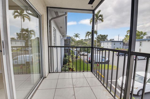 7535 S Oriole Boulevard 206, Delray Beach, FL 33446