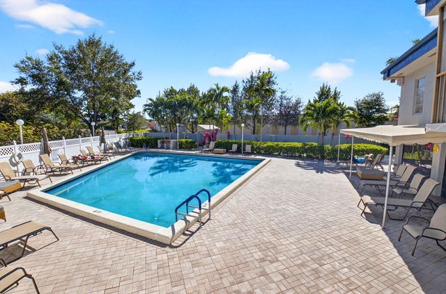 7535 S Oriole Boulevard 206, Delray Beach, FL 33446