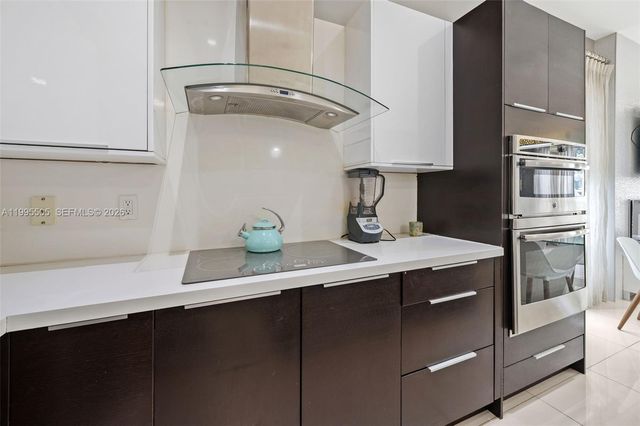 10305 NW 63rd Ter 105, Doral, FL 33178