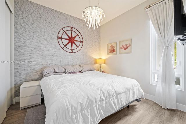 10305 NW 63rd Ter 105, Doral, FL 33178