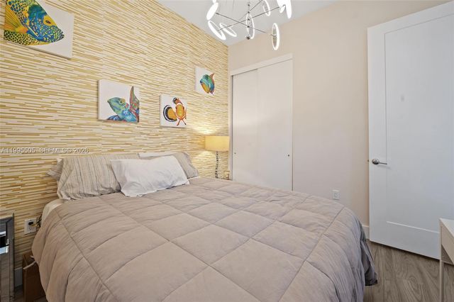 10305 NW 63rd Ter 105, Doral, FL 33178