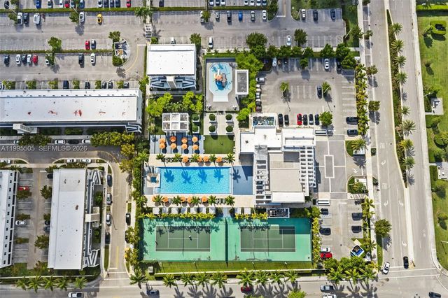 10305 NW 63rd Ter 105, Doral, FL 33178