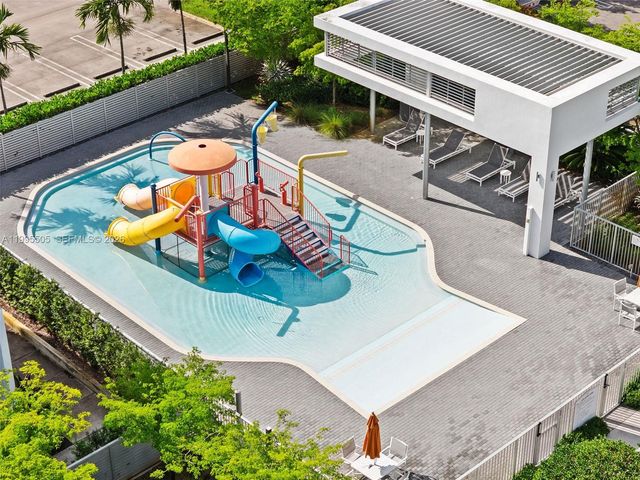 10305 NW 63rd Ter 105, Doral, FL 33178