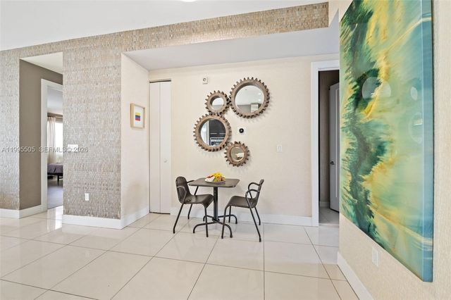 10305 NW 63rd Ter 105, Doral, FL 33178