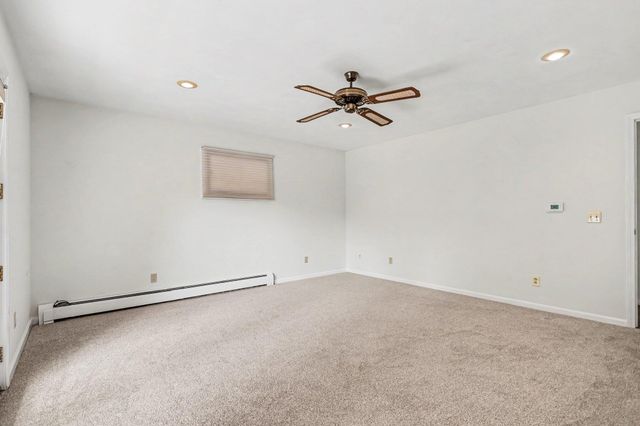 3086 Springbrook Drive, Kalamazoo, MI 49004