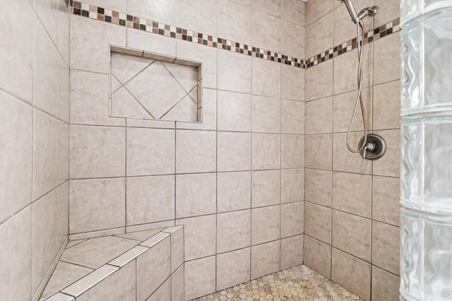 3086 Springbrook Drive, Kalamazoo, MI 49004