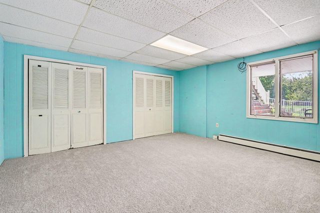 3086 Springbrook Drive, Kalamazoo, MI 49004