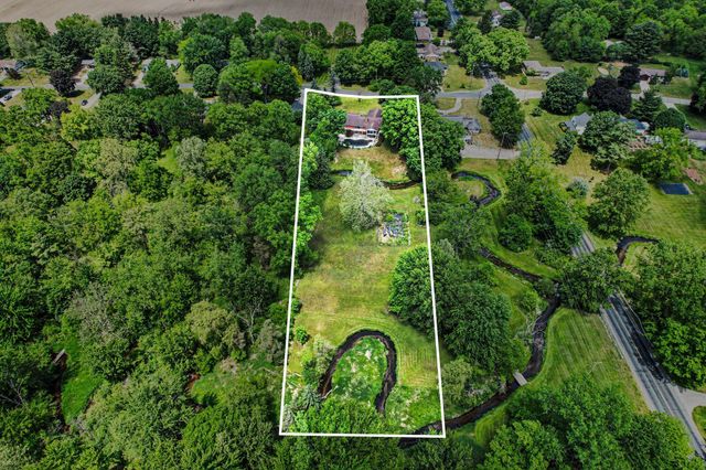 3086 Springbrook Drive, Kalamazoo, MI 49004